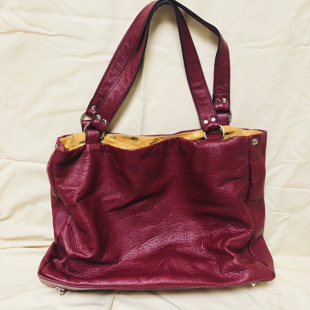 Handbag - Picture 2 of 3